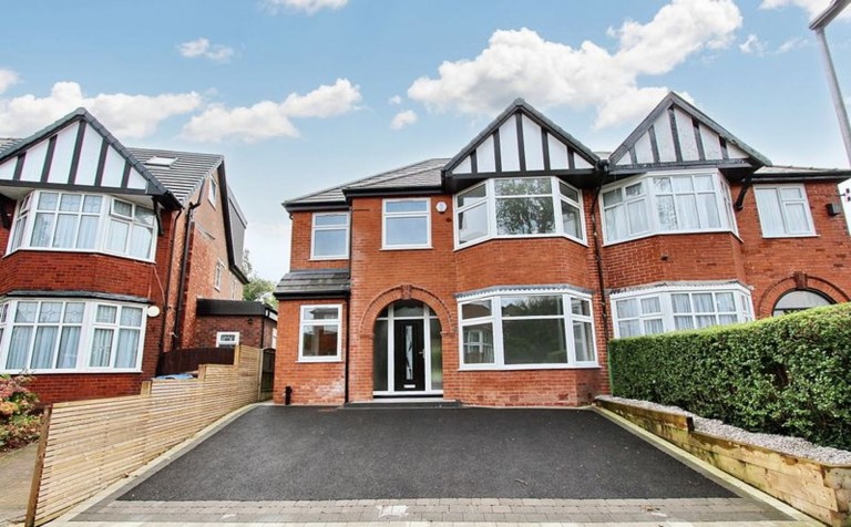 View Full Details for Hereford Drive, Prestwich, M25