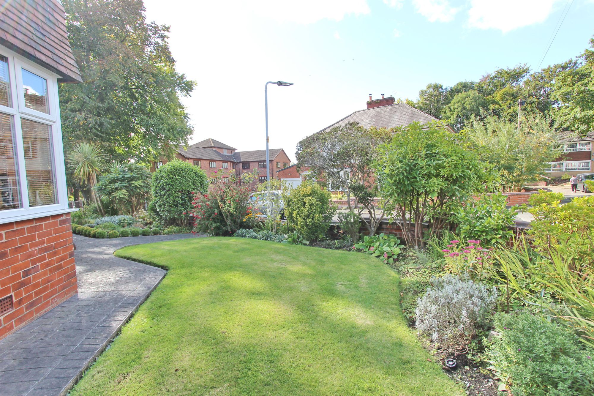 Images for Holyrood Drive, Prestwich, M25